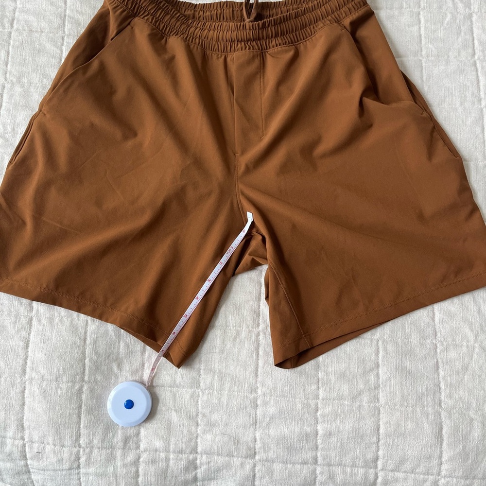 Lululemon Pace Breaker shorts, lined, 7”, Medium